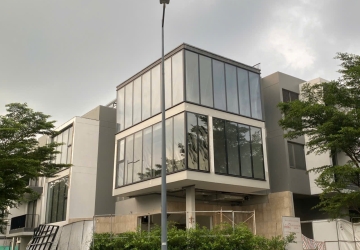 THI CÔNG XINGFA NHẬP KHẨU MÀU ĐEN, KÍNH LOWE CÁCH NHIỆT TẠI BIỆT THỰ AN GIA BÌNH CHUẨN