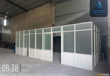 VĂN PHÒNG NHÀ XƯỞNG NHÔM HỆ 700 KÍNH CƯỜNG LỰC