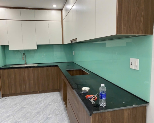 KÍNH BẾP CƯỜNG LỰC ĐA DẠNG MÀU MẪU MÃ CHO NGÔI NHÀ CỦA BẠN